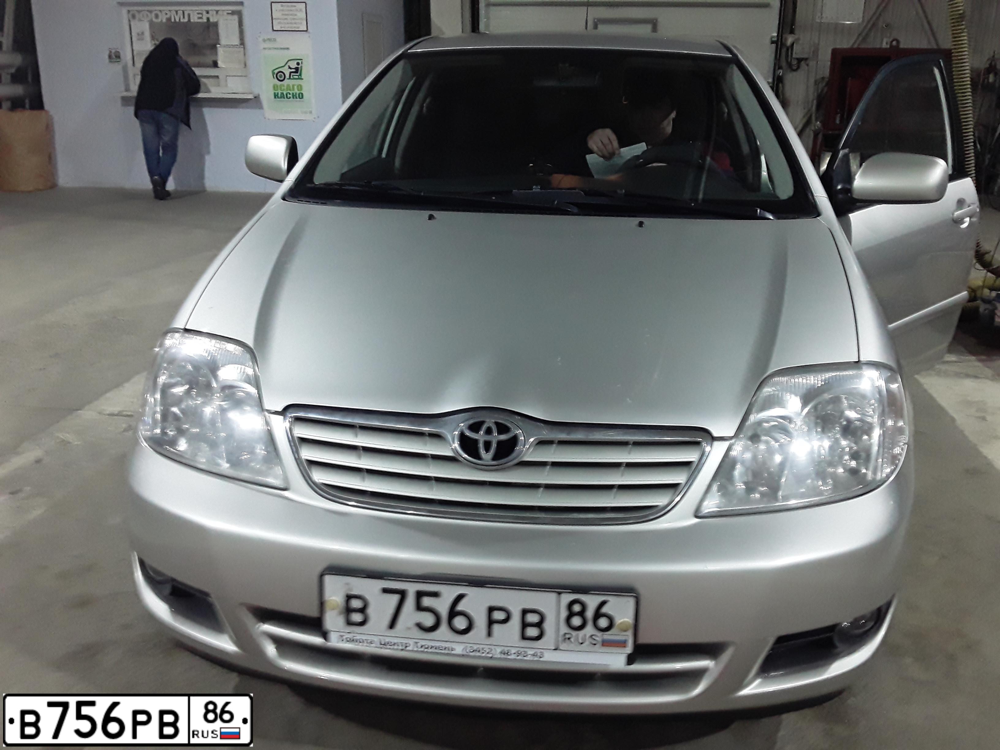 Фото автомобиля TOYOTA COROLLA, 2006 — госномер В756РВ86. Цвет: СЕРЕБРИСТЫЙ