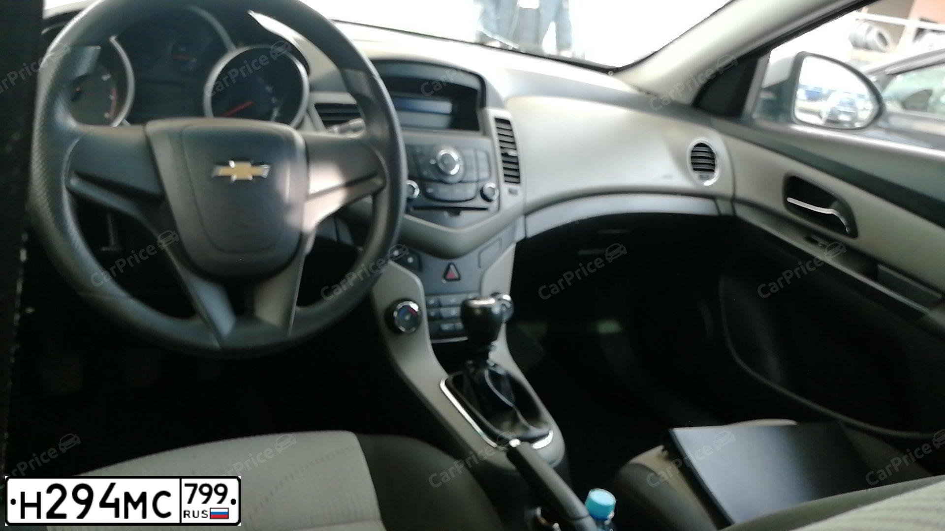 Фото автомобиля CHEVROLET CRUZE, 2011 — госномер О556НТ196. Цвет: СЕРЕБРИСТЫЙ МЕТАЛЛИК
