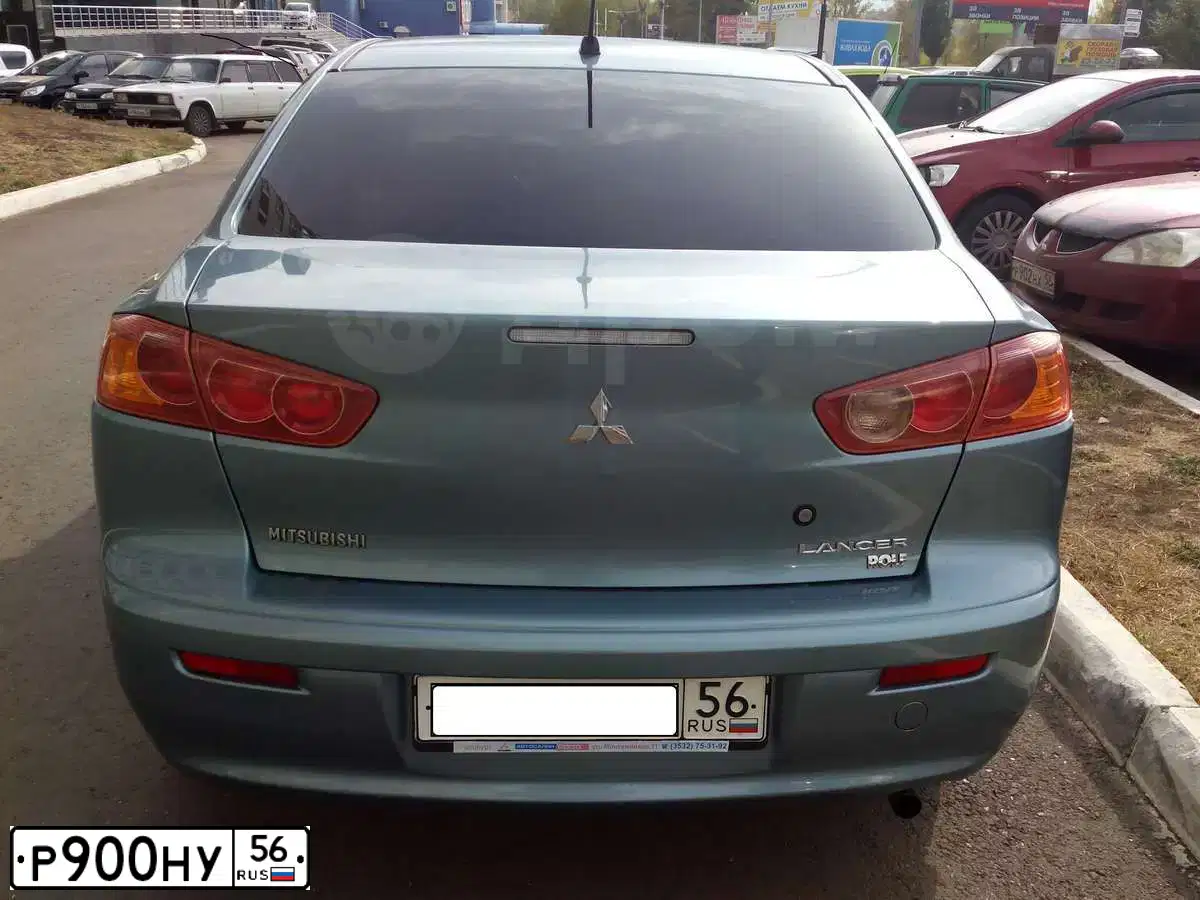 Фото автомобиля LADA VESTA, 2019 — госномер Р900НУ56. Цвет: ЧЕРНЫЙ