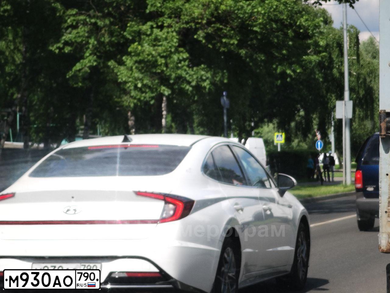 Фото автомобиля HYUNDAI SONATA, 2020 — госномер С459ТН797. Цвет: Белый