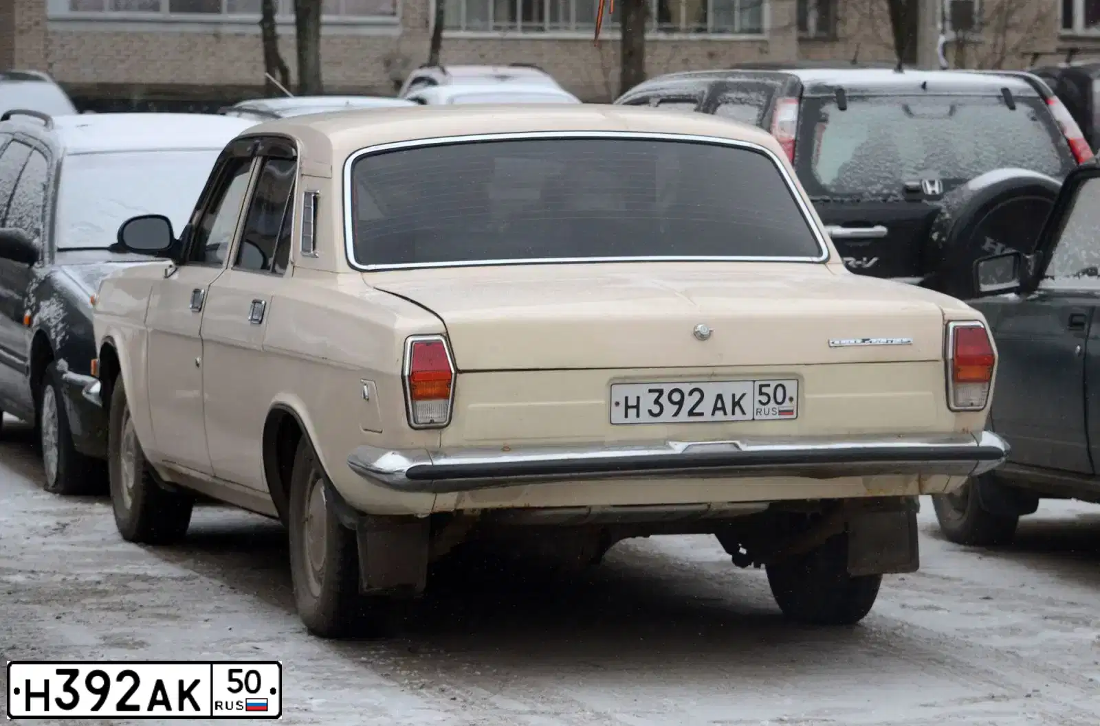 Фото автомобиля VAZ ВАЗ 21093, 1990 — госномер Н392АК50. Цвет: ЗЕЛЕНЫЙ
