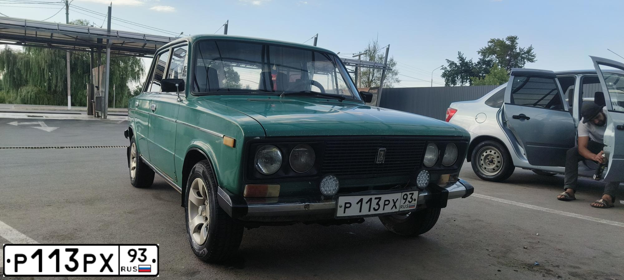 Фото автомобиля LADA 2106, 1987 — госномер Р113РХ93. Цвет: ЗЕЛЕНЫЙ