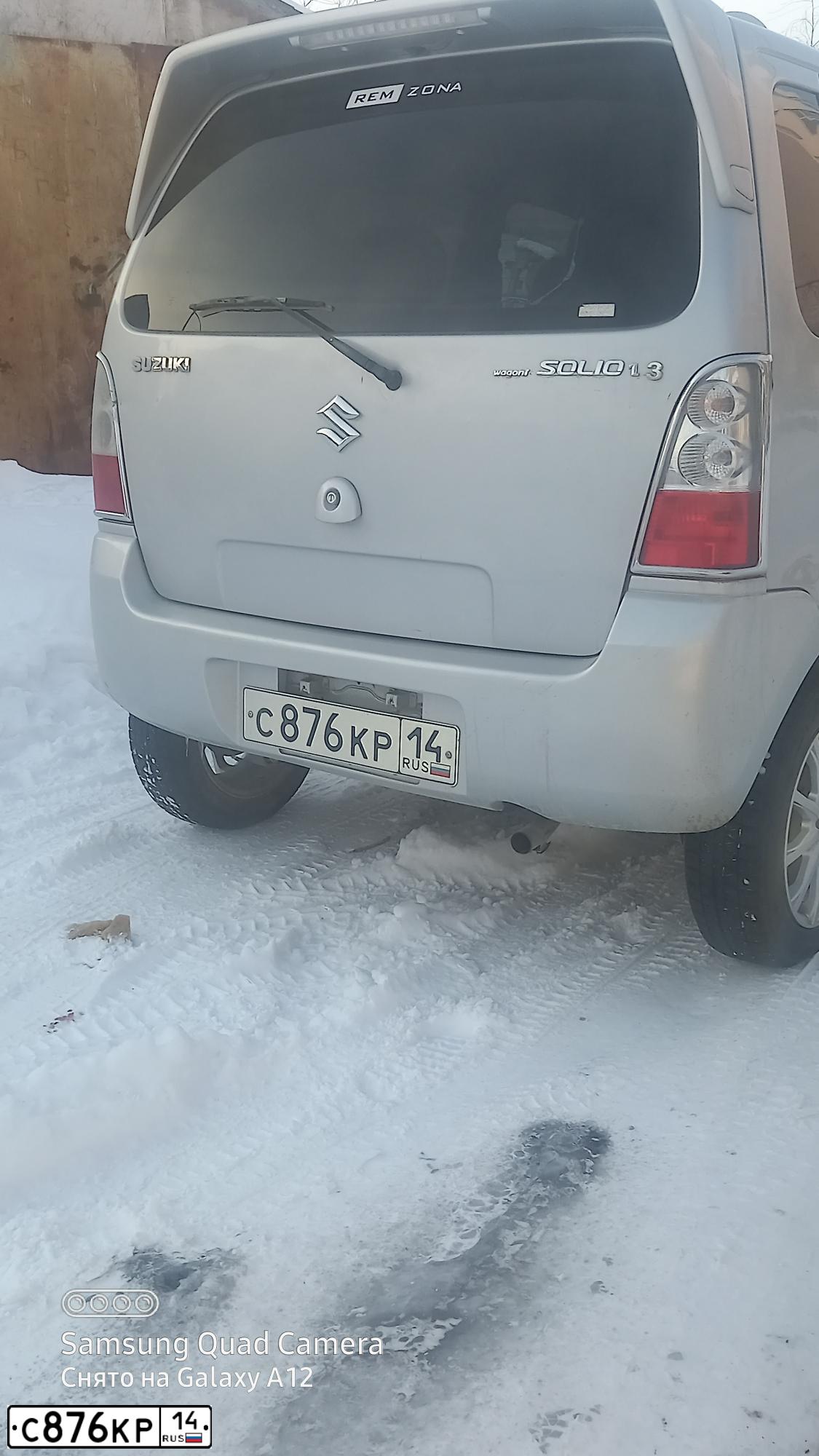 Фото автомобиля SUZUKI SOLIO, 2001 — госномер У528ОХ27