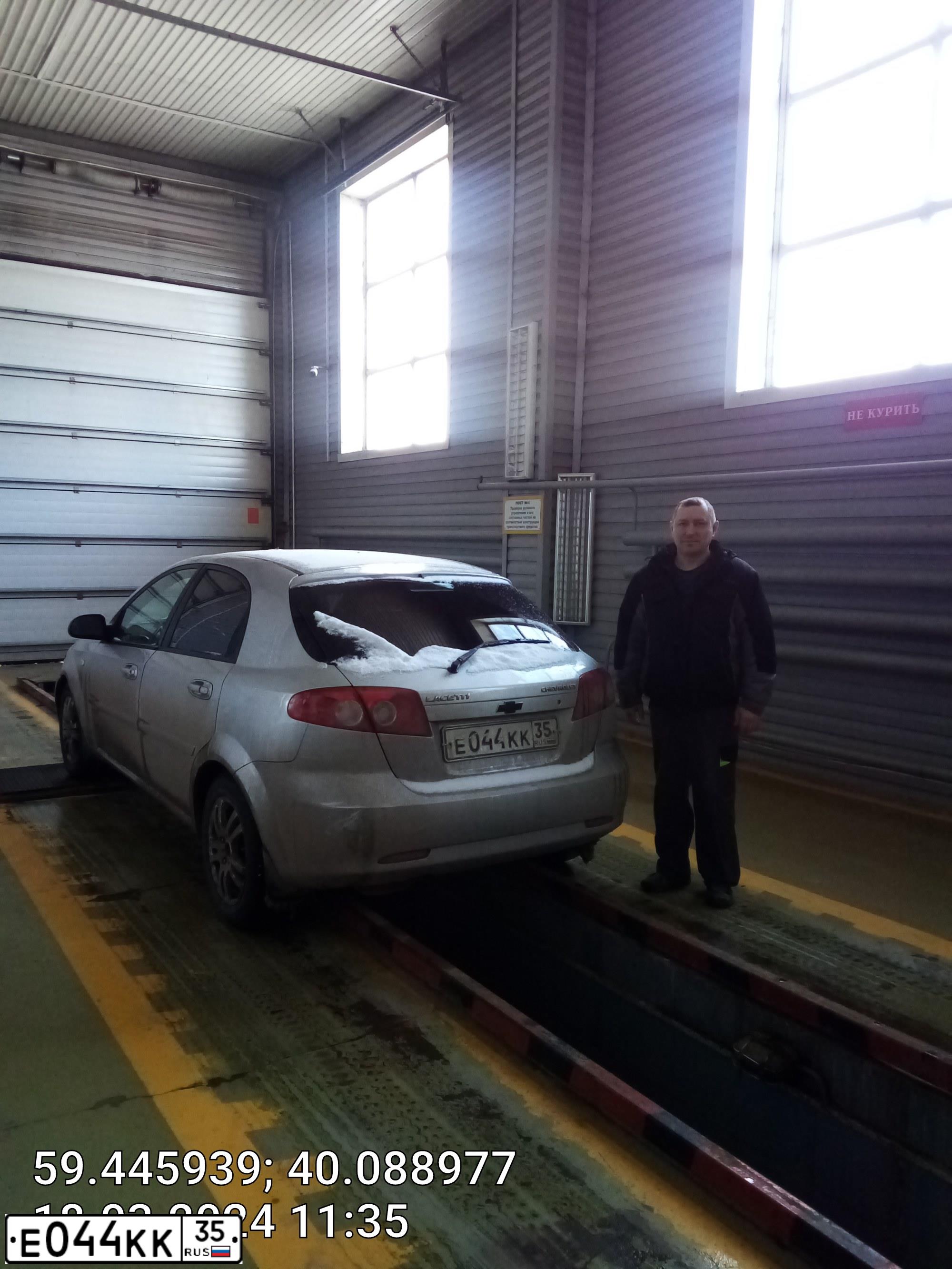 Фото автомобиля CHEVROLET T LACETTI, 2006 — госномер У284ОА197. Цвет: СЕРЕБРИСТЫЙ