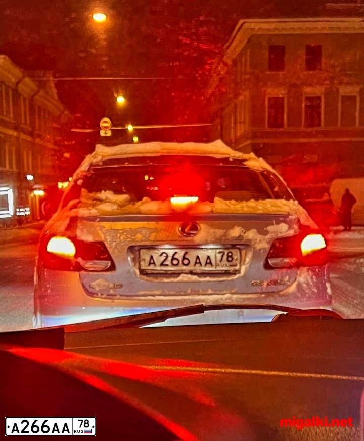 Фото автомобиля LEXUS GS, 2008 — госномер К101ЕУ198. Цвет: СВЕТЛО-ГОЛУБОЙ