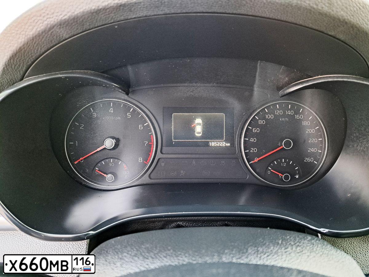 Фото автомобиля KIA MAGENTIS / OPTIMA, 2016 — госномер Х660МВ116. Цвет: ЧЕРНЫЙ