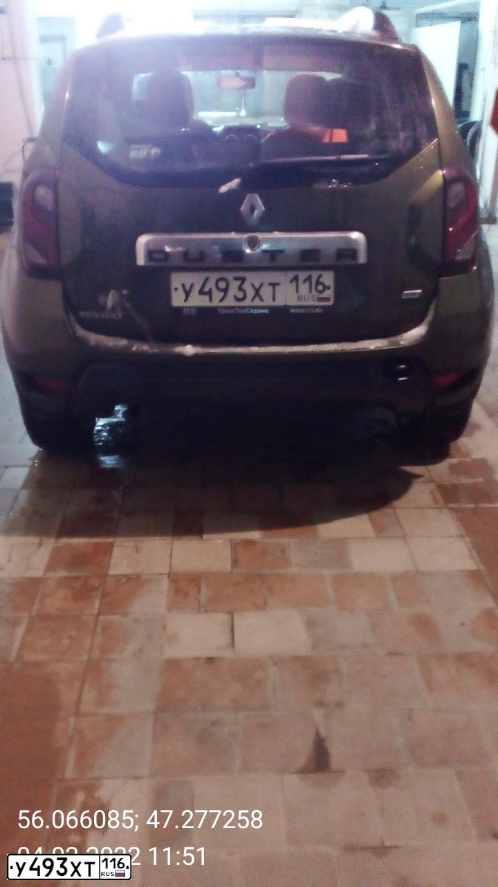 Фото автомобиля RENAULT DUSTER, 2015 — госномер М062ЕХ21. Цвет: ЗЕЛЕНЫЙ