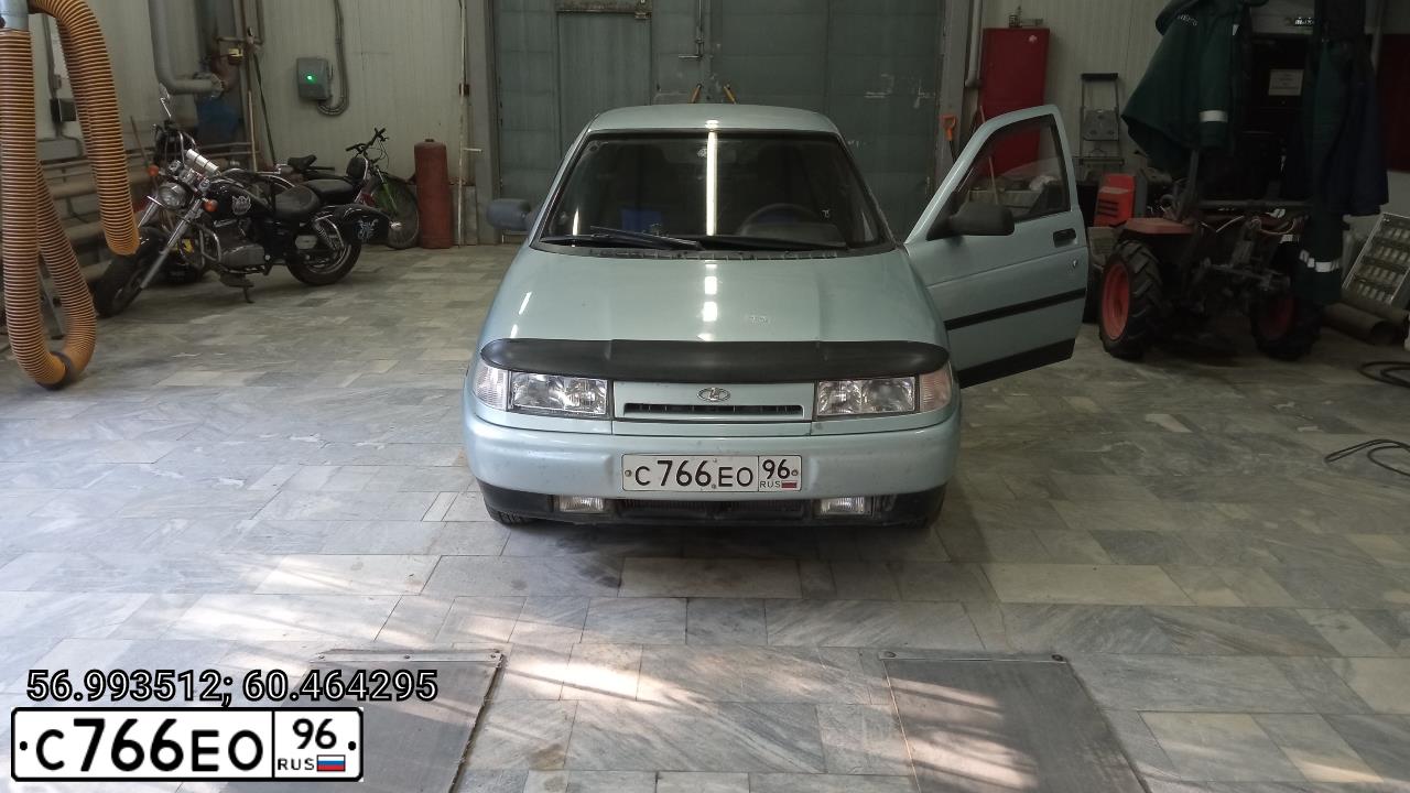 Фото автомобиля LADA 2110, 2002 — госномер С766ЕО96. Цвет: ГОЛУБОЙ