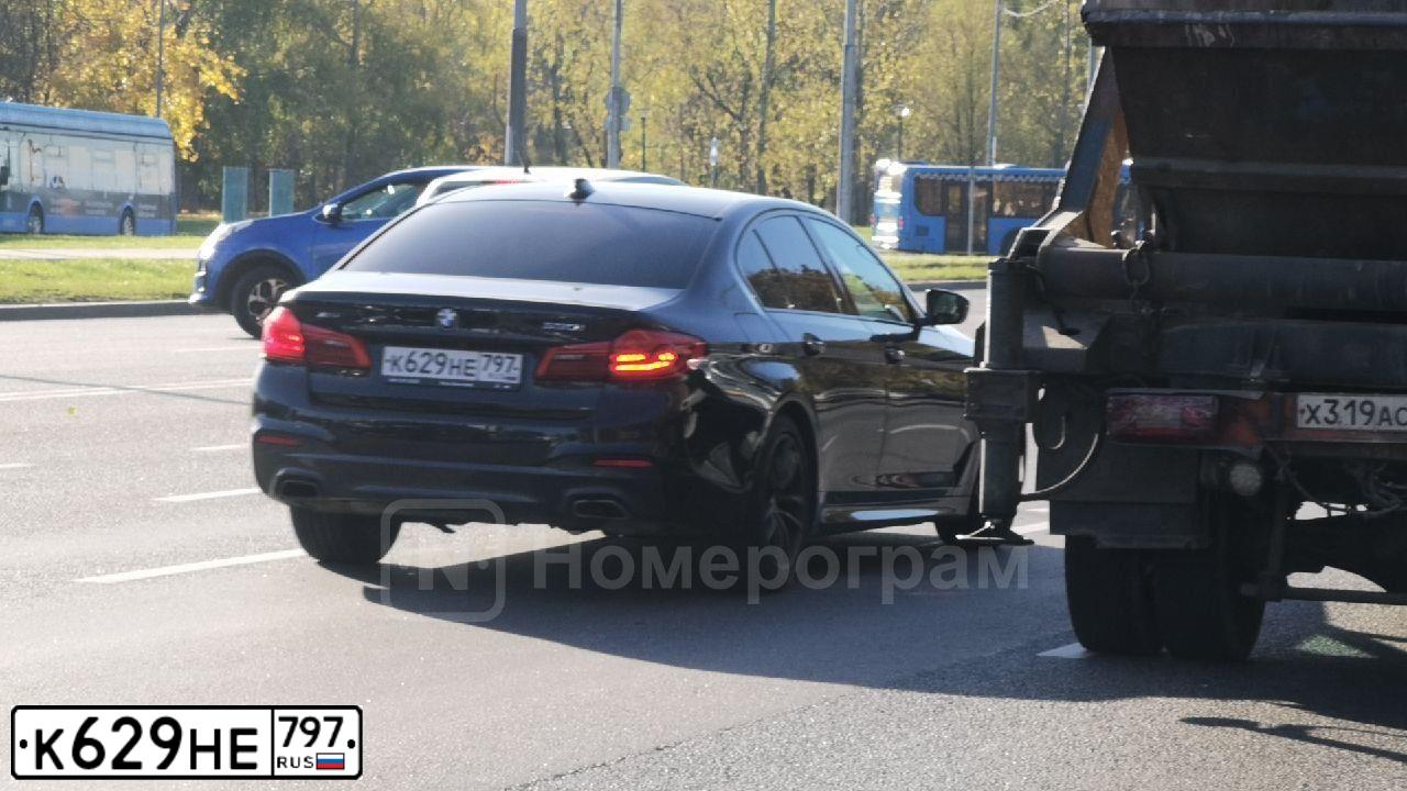 Фото автомобиля BMW SERIE 5, 2019 — госномер К629НЕ797. Цвет: ЧЕРНЫЙ