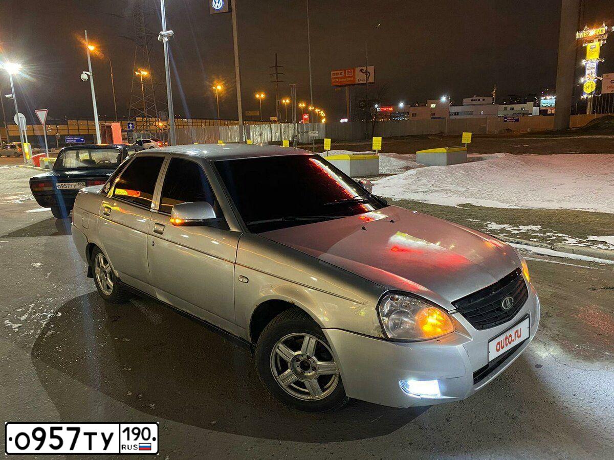 Фото автомобиля LADA 2107, 2007 — госномер О957ТУ190. Цвет: ЗЕЛЕНЫЙ ТЕМНЫЙ