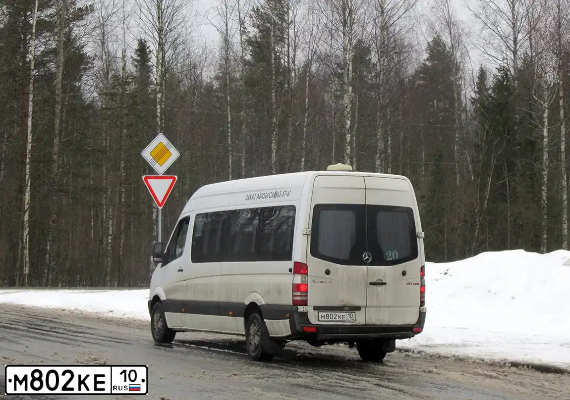 Фото автомобиля MERCEDES SPRINTER, 2007 — госномер М802КЕ10. Цвет: БЕЛЫЙ