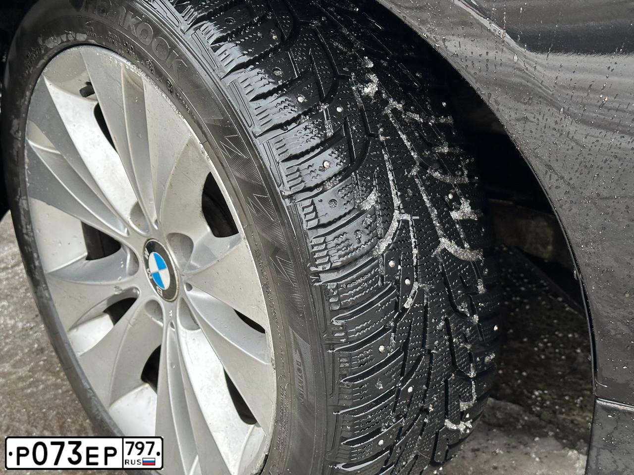 Фото автомобиля BMW SERIE 3, 2006 — госномер Р073ЕР797. Цвет: ЧЕРНЫЙ