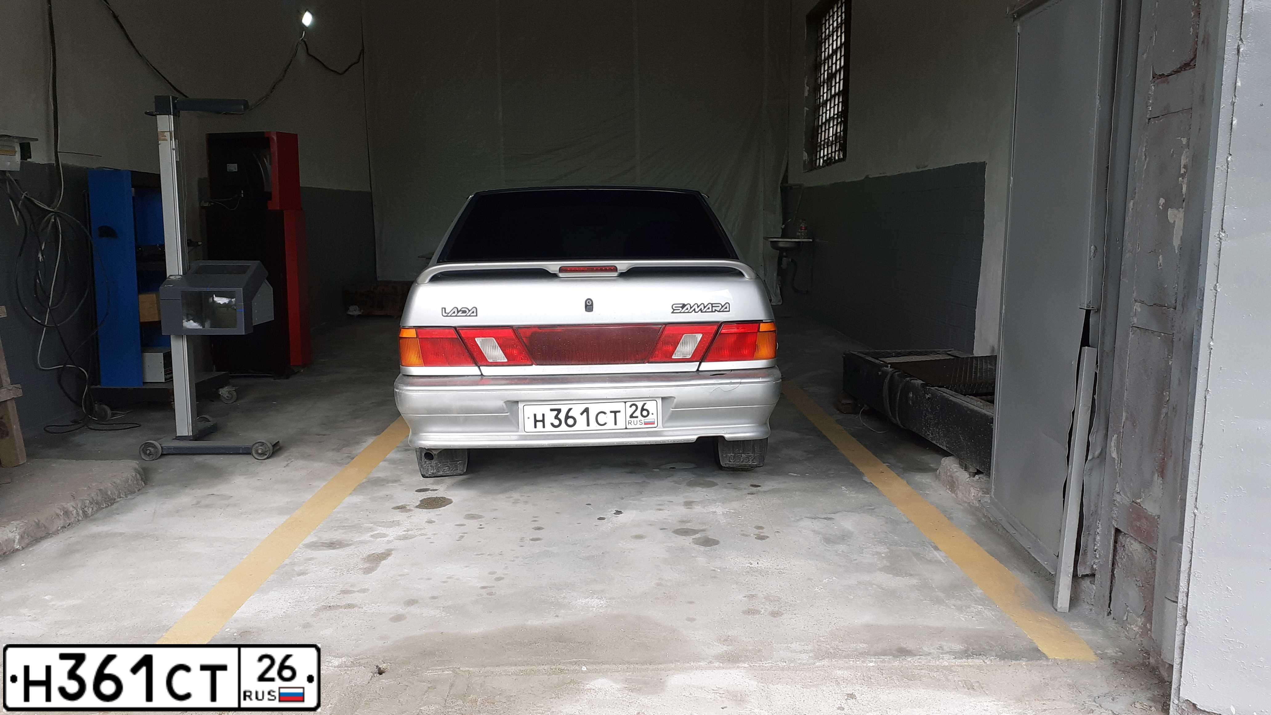 Фото автомобиля LADA 2115 SAMARA, 2009 — госномер В938КУ09. Цвет: СВЕТЛО-СЕРЕБРИСТЫЙ МЕТАЛЛ