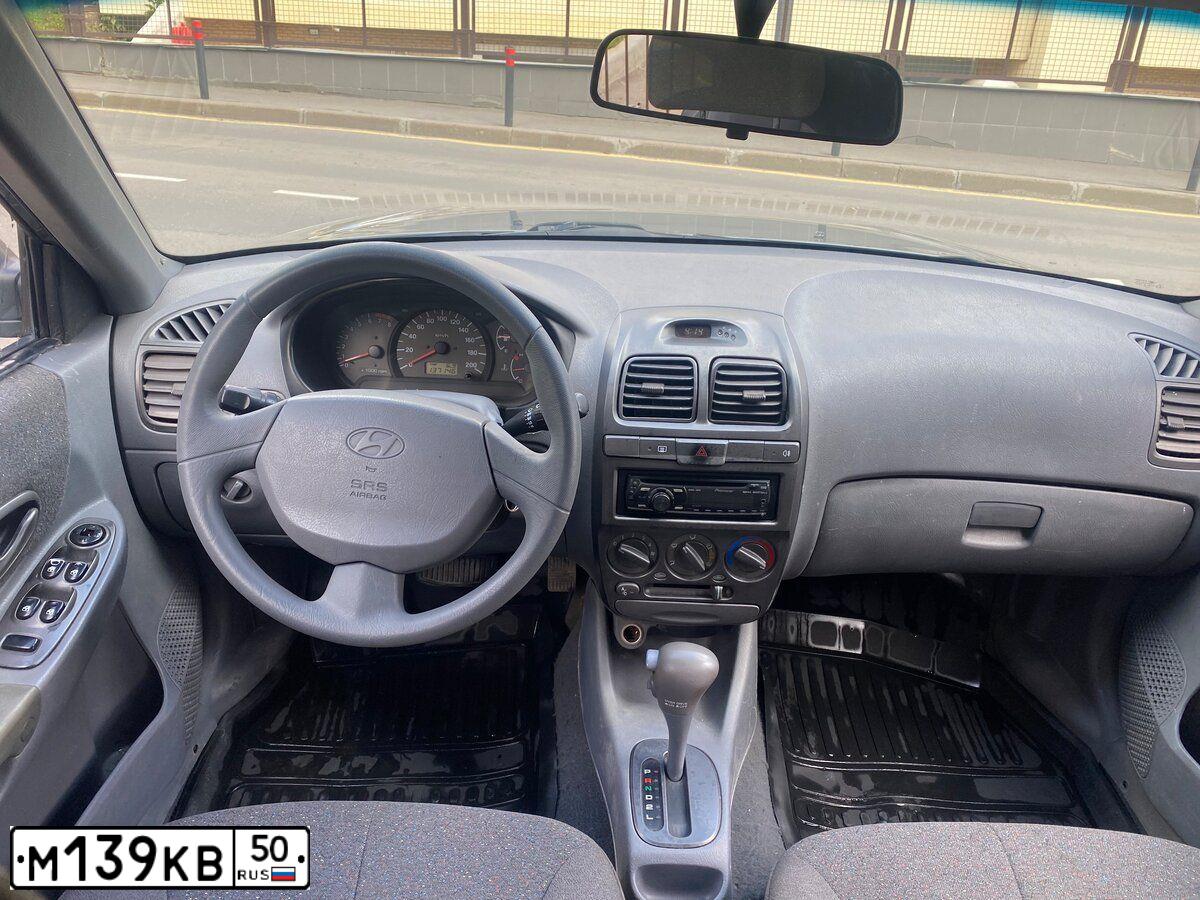 Фото автомобиля MERCEDES SPRINTER, 1996 — госномер Н442НМ71. Цвет: ЗЕЛЕНЫЙ