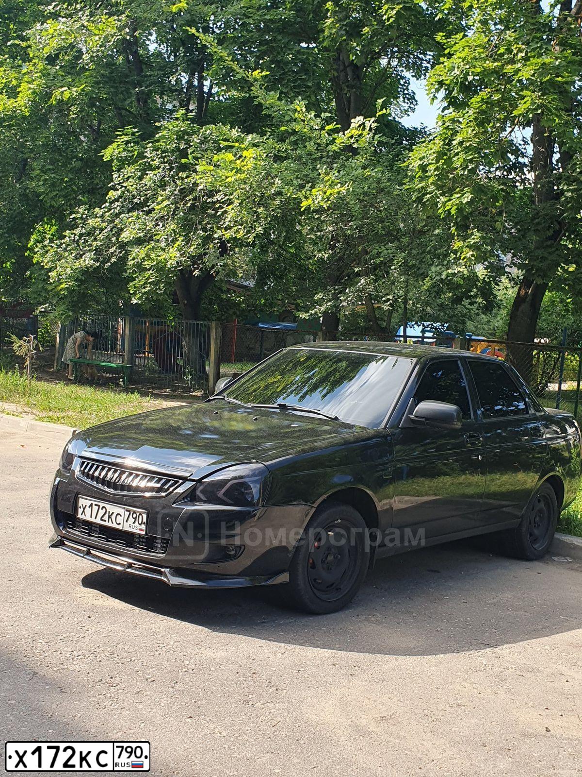 Фото автомобиля LADA PRIORA, 2016 — госномер Т395ТУ790. Цвет: ЧЕРНЫЙ