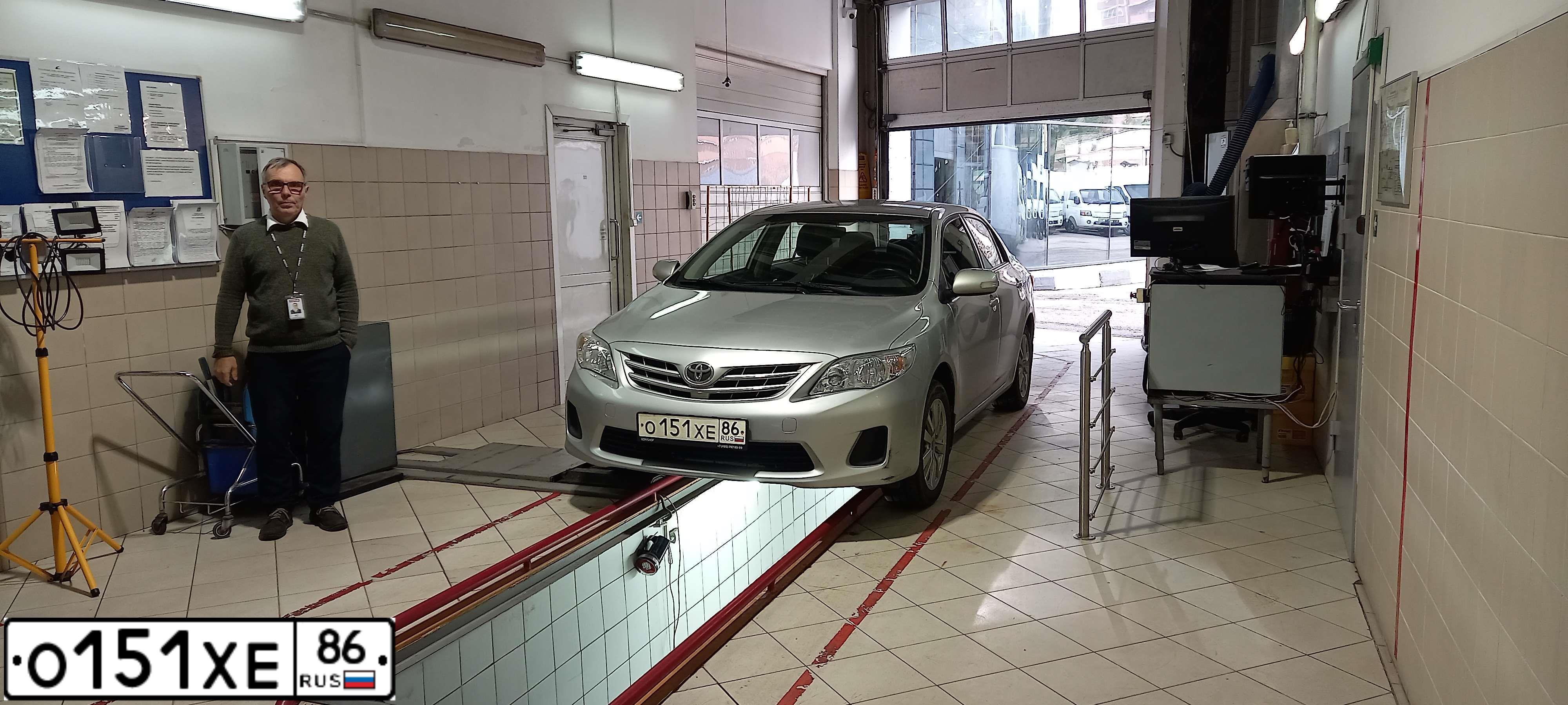 Фото автомобиля TOYOTA COROLLA, 2011 — госномер Р415ТО790. Цвет: СЕРЕБРИСТЫЙ