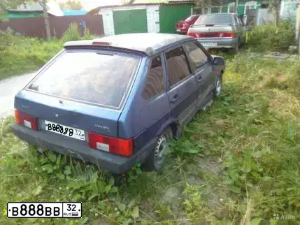 Фото автомобиля МЕРСЕДЕС-БЕНЦ-1735, 1992 — госномер В888ВВ32. Цвет: БЕЛЫЙ