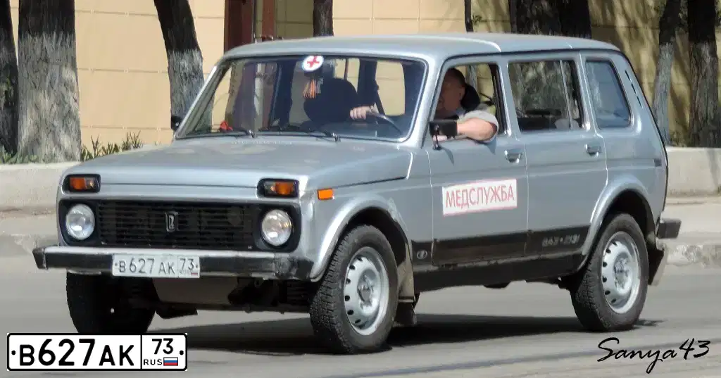 Фото автомобиля VAZ 2131 NIVA, 2006 — госномер В627АК73. Цвет: СЕРЫЙ