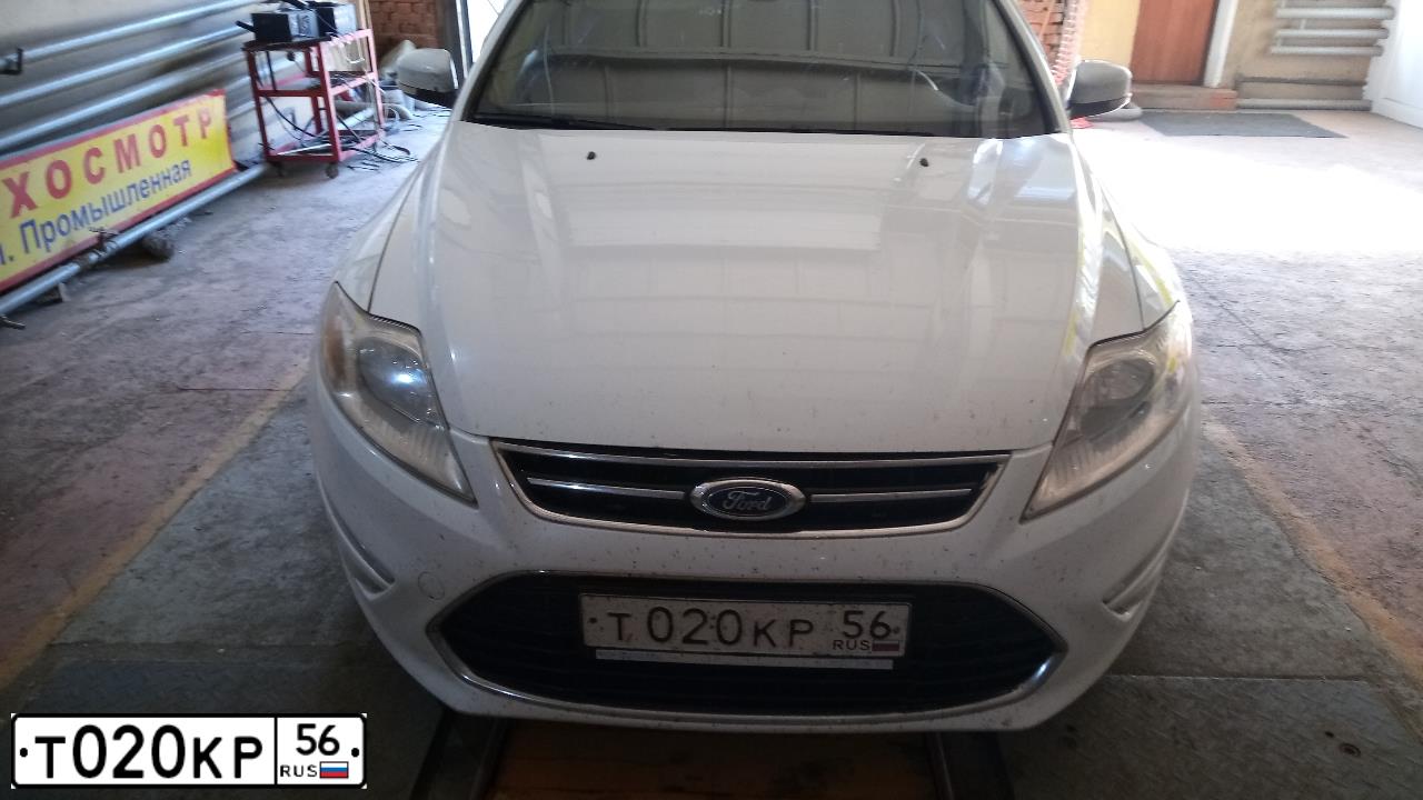 Фото автомобиля FORD MONDEO, 2011 — госномер Т020КР56. Цвет: БЕЛЫЙ