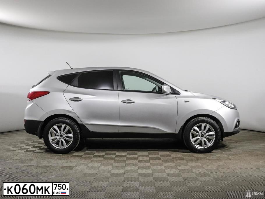 Фото автомобиля HYUNDAI IX35, 2015 — госномер Н908ТУ196. Цвет: СЕРЕБРИСТЫЙ