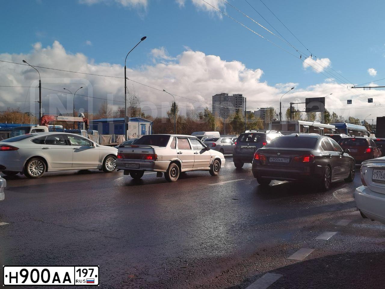 Фото автомобиля OPEL ASTRA, 2013 — госномер Н900АА197. Цвет: ЧЕРНЫЙ