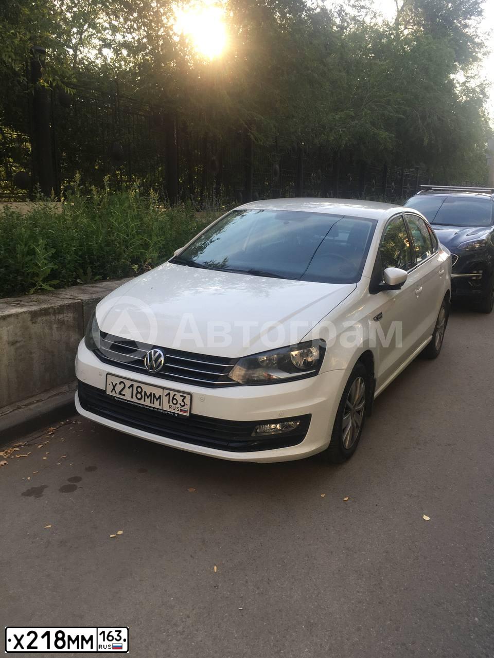 Фото автомобиля VOLKSWAGEN POLO, 2016 — госномер Т488ТК72. Цвет: БЕЛЫЙ