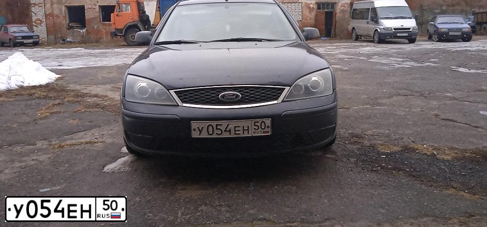 Фото автомобиля ВАЗ21093, 1996 — госномер У054ЕН50. Цвет: ГРАНАТ
