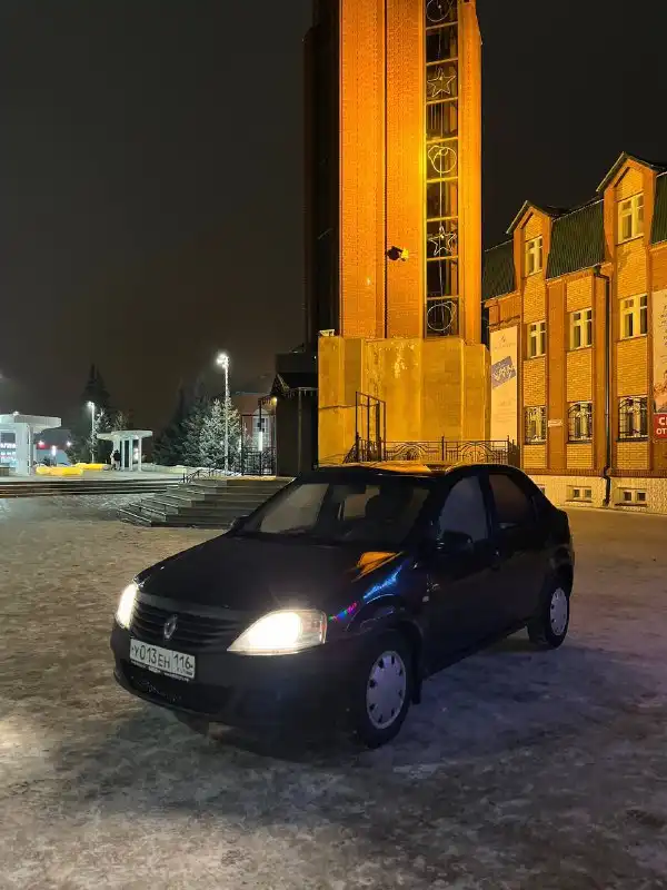 Фото автомобиля RENAULT LOGAN, 2011. Цвет: ЧЕРНЫЙ