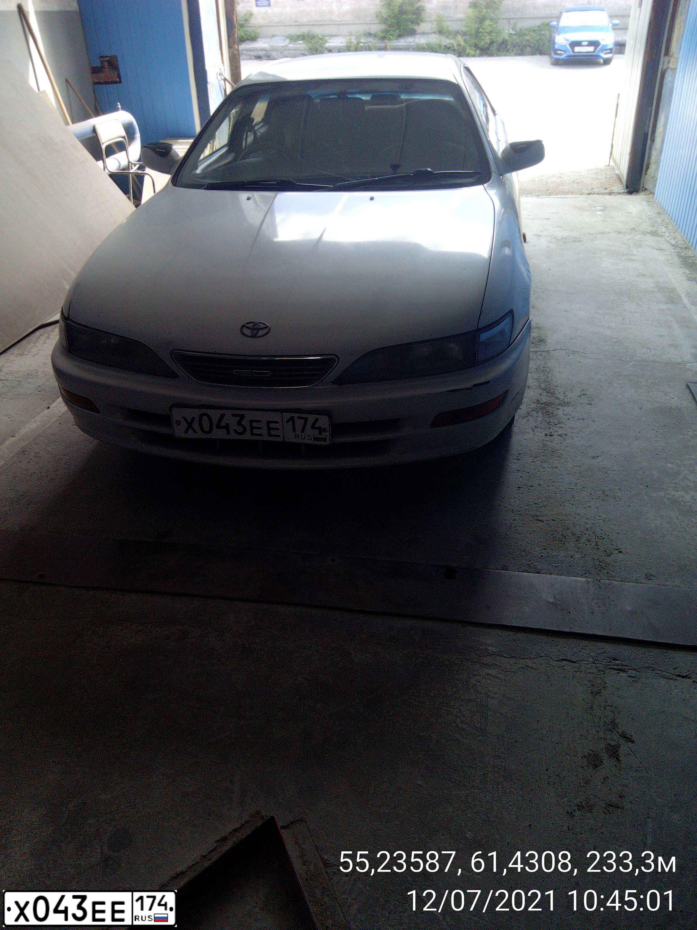 Фото автомобиля KIA MAGENTIS / OPTIMA, 2006 — госномер Х043ЕЕ174. Цвет: ЧЕРНЫЙ