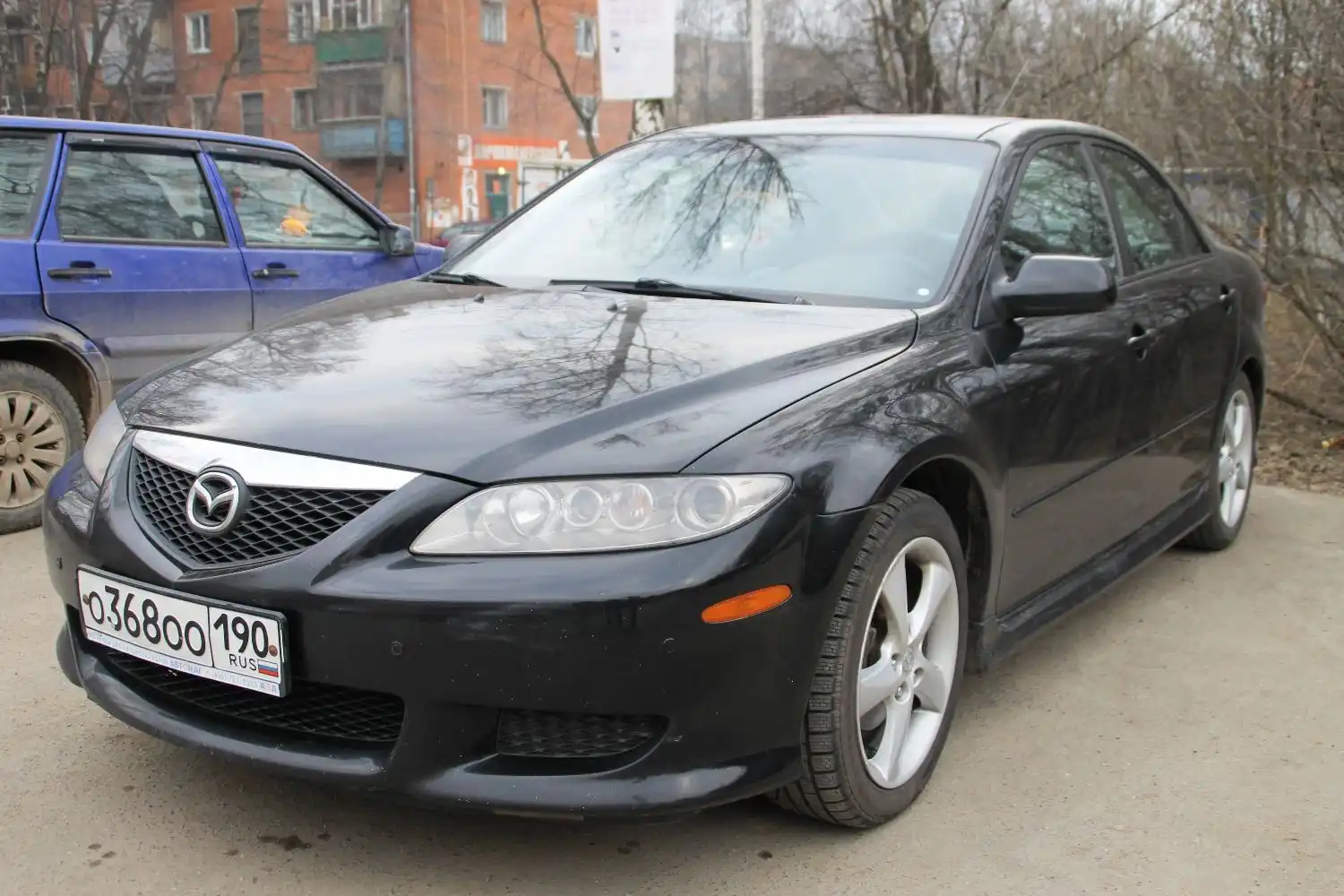 Фото автомобиля MAZDA 6, 2003 — госномер О368ОО190. Цвет: ЧЕРНЫЙ