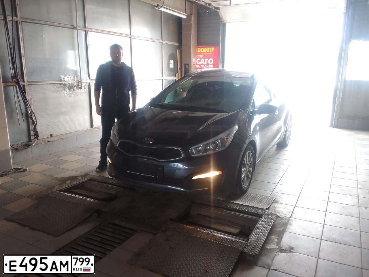 Фото автомобиля KIA CEE'D, 2017 — госномер О059НО797. Цвет: СЕРЫЙ
