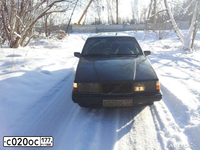 Фото автомобиля VOLVO 900-SERIE, 1993 — госномер С020ОС177. Цвет: СЕРЫЙ