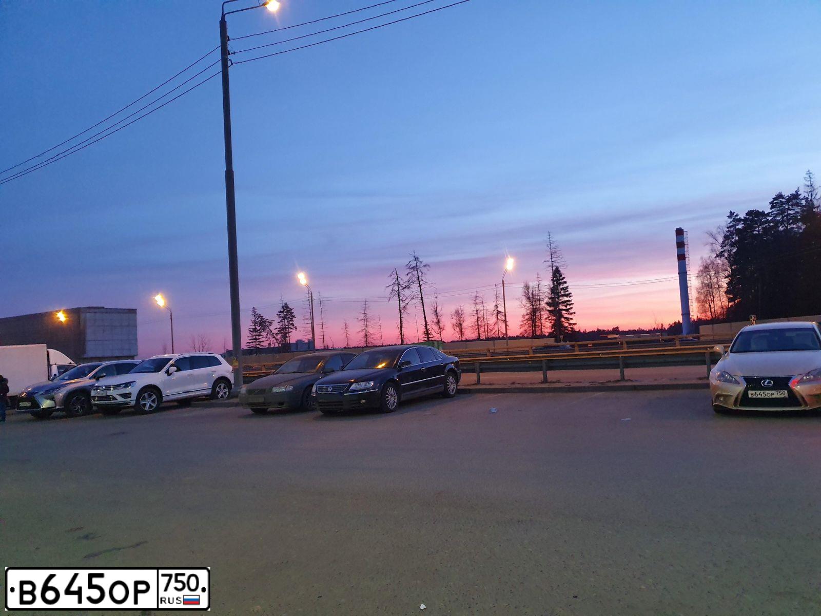 Фото автомобиля LEXUS S IS, 2007 — госномер М246КУ763. Цвет: БЕЖЕВЫЙ