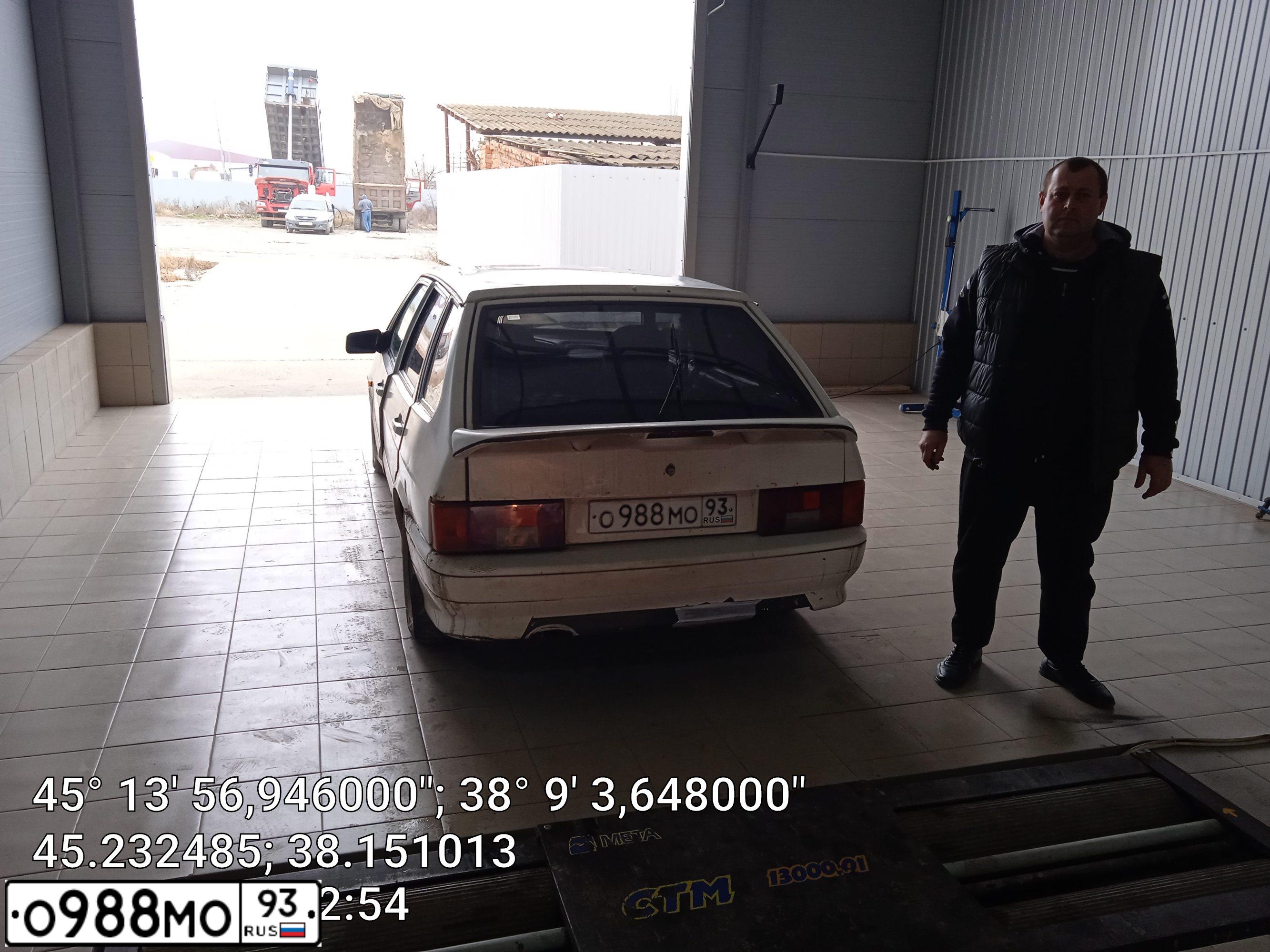 Фото автомобиля LADA 2109 SAMARA, 1998 — госномер О988МО93. Цвет: ЯРКО-БЕЛЫЙ