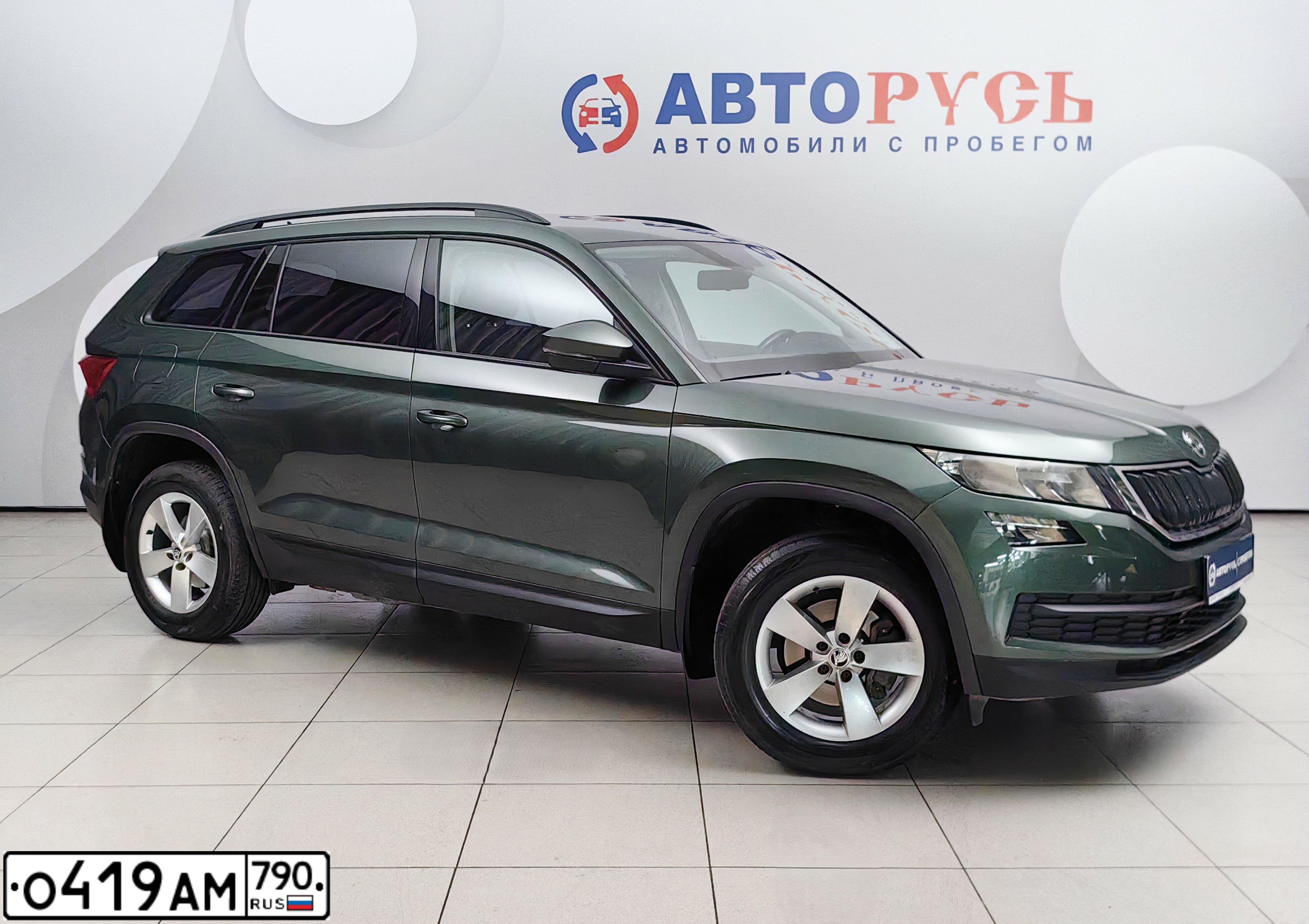 Фото автомобиля SKODA KODIAQ, 2020 — госномер К719АУ37. Цвет: ЗЕЛЕНЫЙ
