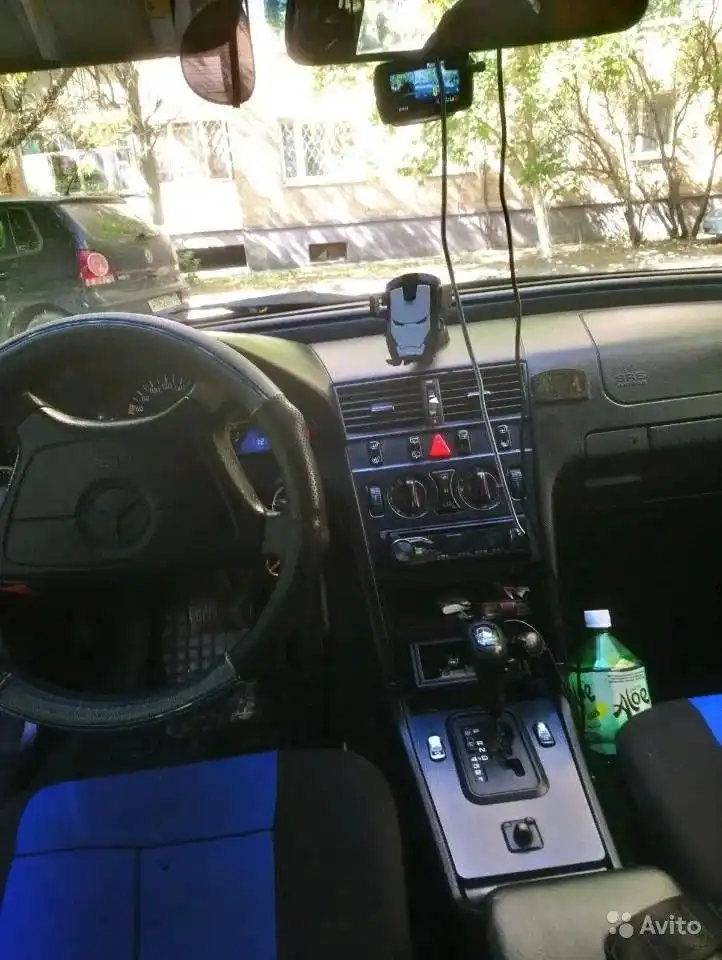 Фото автомобиля MERCEDES C-KLASSE, 1989 — госномер К741ЕУ197. Цвет: ЗЕЛЕНЫЙ