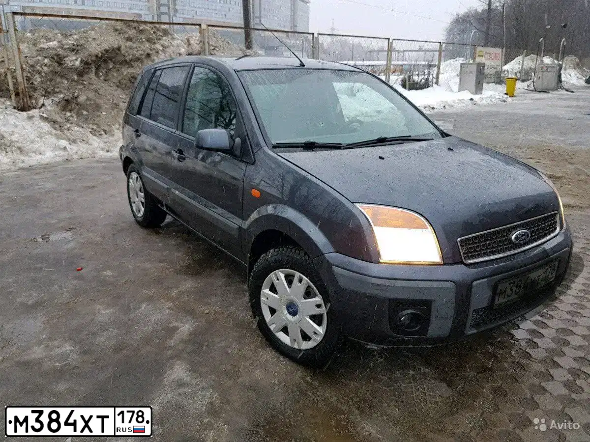 Фото автомобиля FORD FUSION, 2008 — госномер Р497АЕ180. Цвет: ТЕМНО-СЕРЫЙ