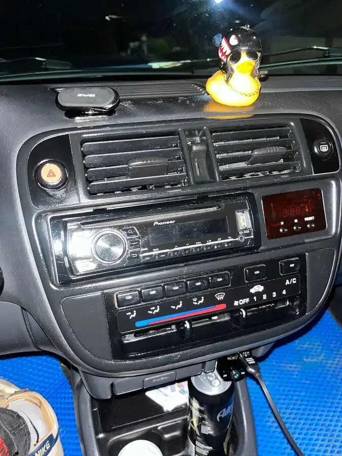 Фото автомобиля HONDA CIVIC, 1998 — госномер М714МЕ797. Цвет: СИНИЙ