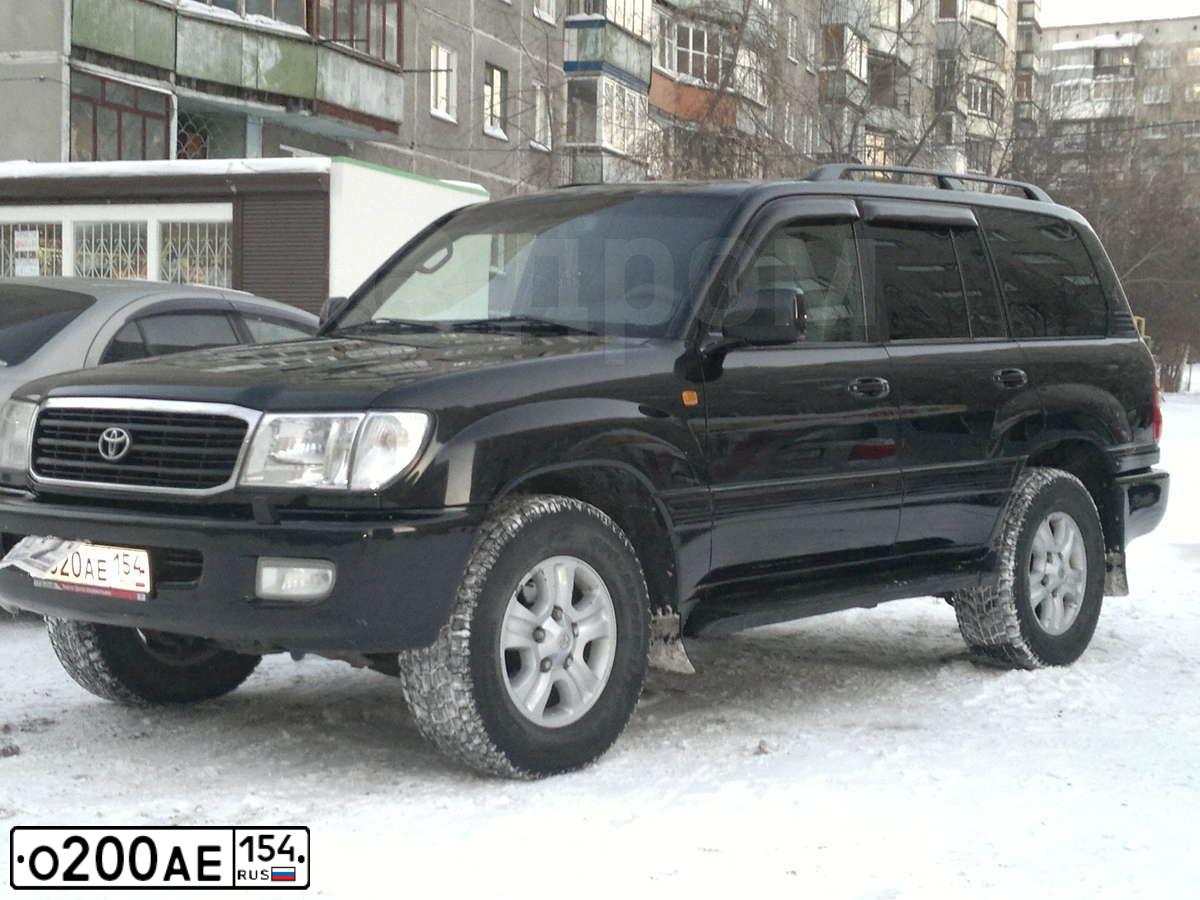 Фото автомобиля ХЕНДЭ САНТА ФЕ 2.7 GLS AT, 2006 — госномер Т025ВМ181. Цвет: ЧЕРНЫЙ
