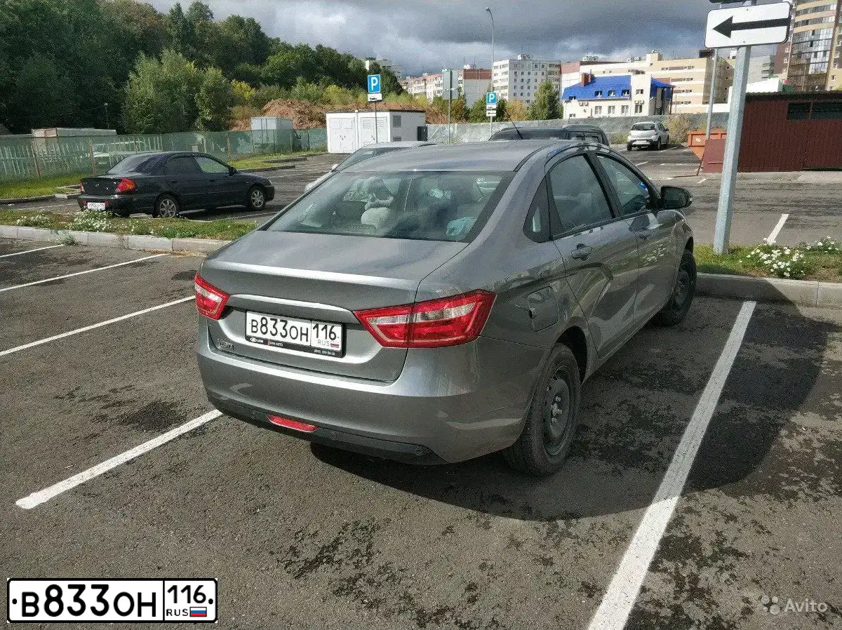 Фото автомобиля LADA GFL110 LADA VESTA, 2017 — госномер С688ОЕ716. Цвет: СЕРЫЙ