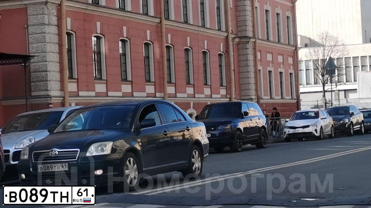 Фото автомобиля ТОЙОТА АВЕНСИС, 2005 — госномер В089ТН61. Цвет: Т.ЗЕЛЕНЫЙ