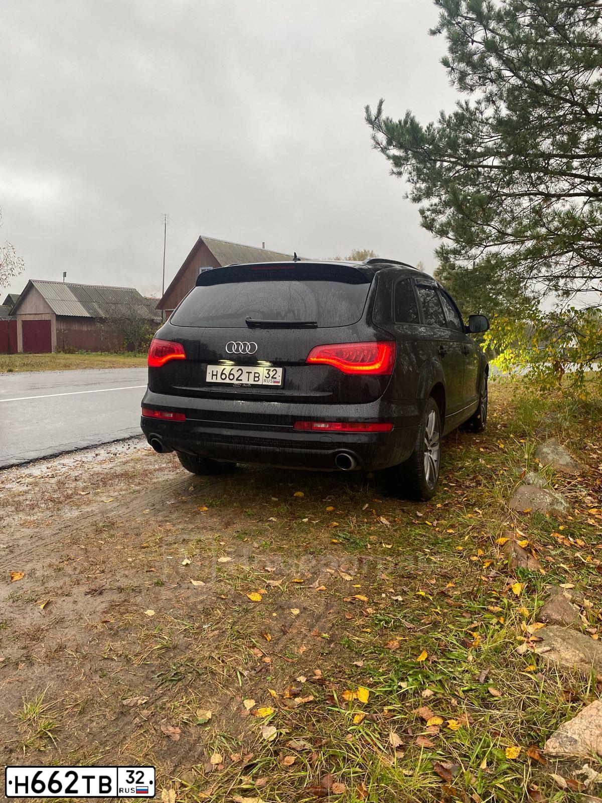 Фото автомобиля AUDI Q7, 2009 — госномер Н662ТВ32. Цвет: ЧЕРНЫЙ