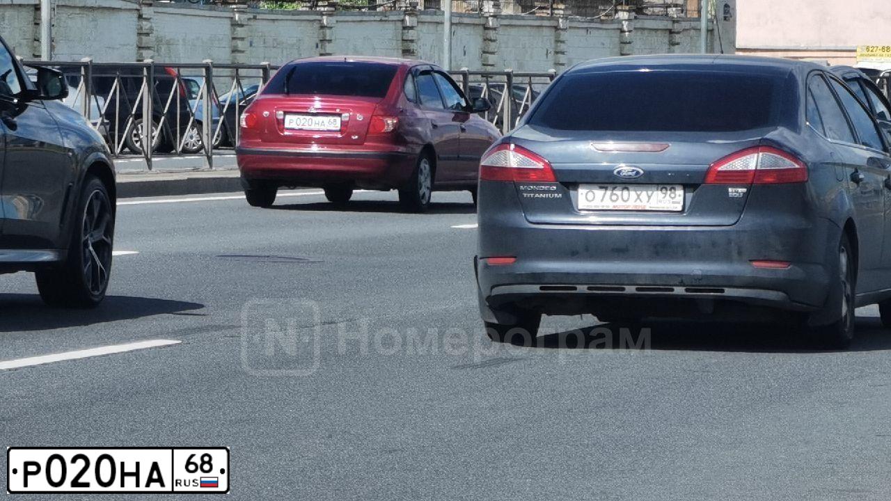 Фото автомобиля HYUNDAI ELANTRA, 2003 — госномер Р020НА68. Цвет: ВИШНЕВЫЙ