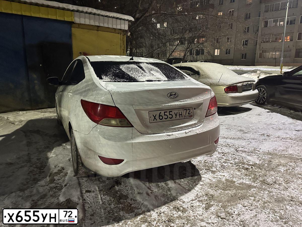 Фото автомобиля HYUNDAI SOLARIS, 2011 — госномер Т202НВ67. Цвет: Белый