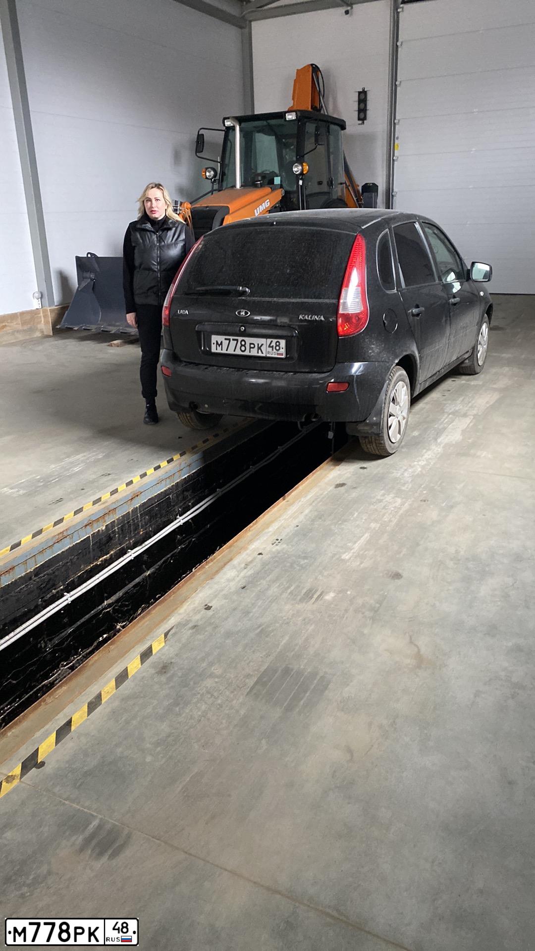 Фото автомобиля LADA 1119 KALINA, 2010 — госномер М778РК48. Цвет: ЧЕРНЫЙ