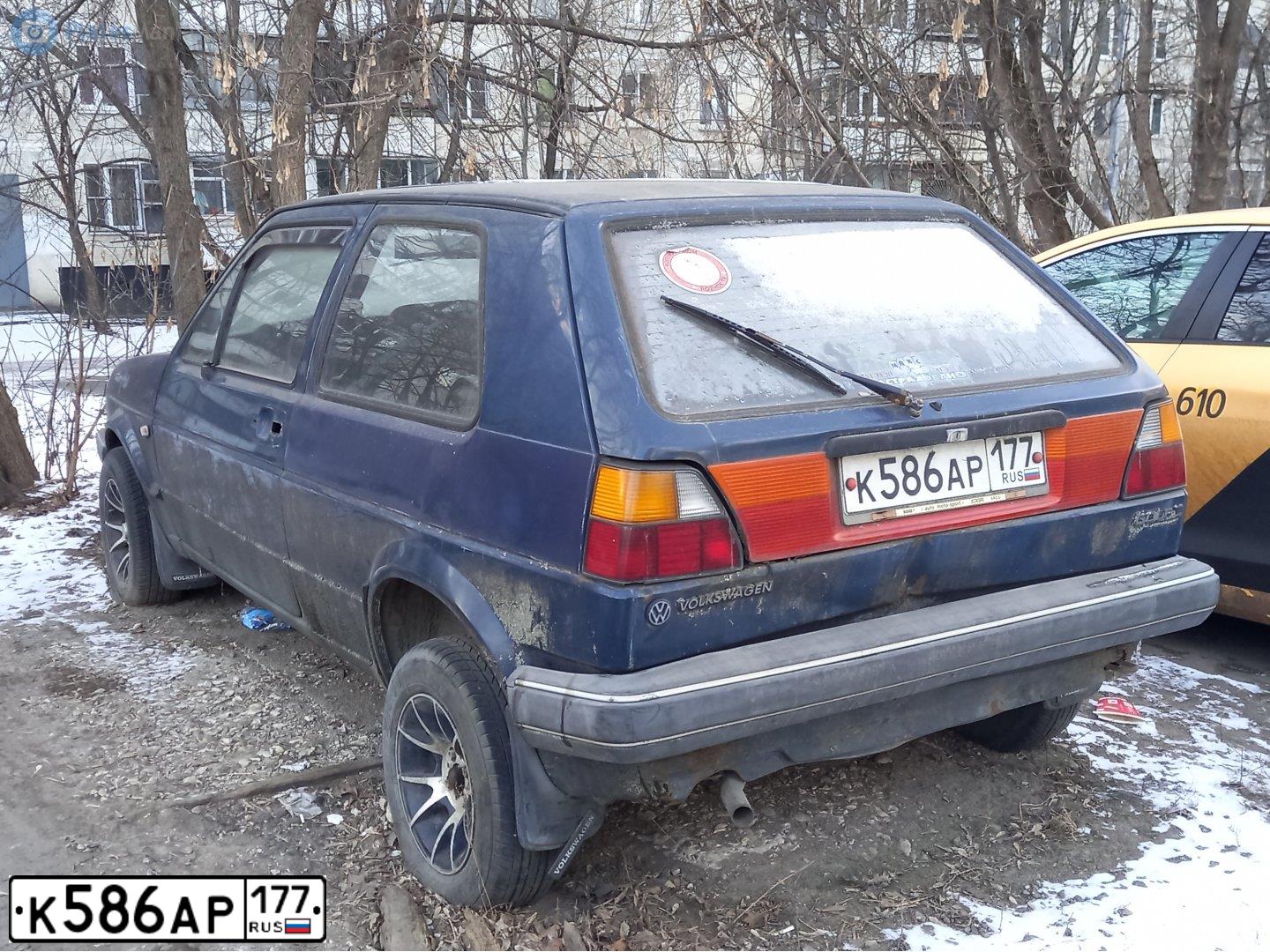 Фото автомобиля VOLKSWAGEN GOLF, 1986 — госномер М503МО77. Цвет: СИНИЙ