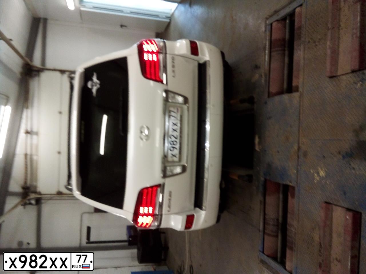 Фото автомобиля BMW X6, 2009 — госномер Е387ВН193. Цвет: СЕРЫЙ