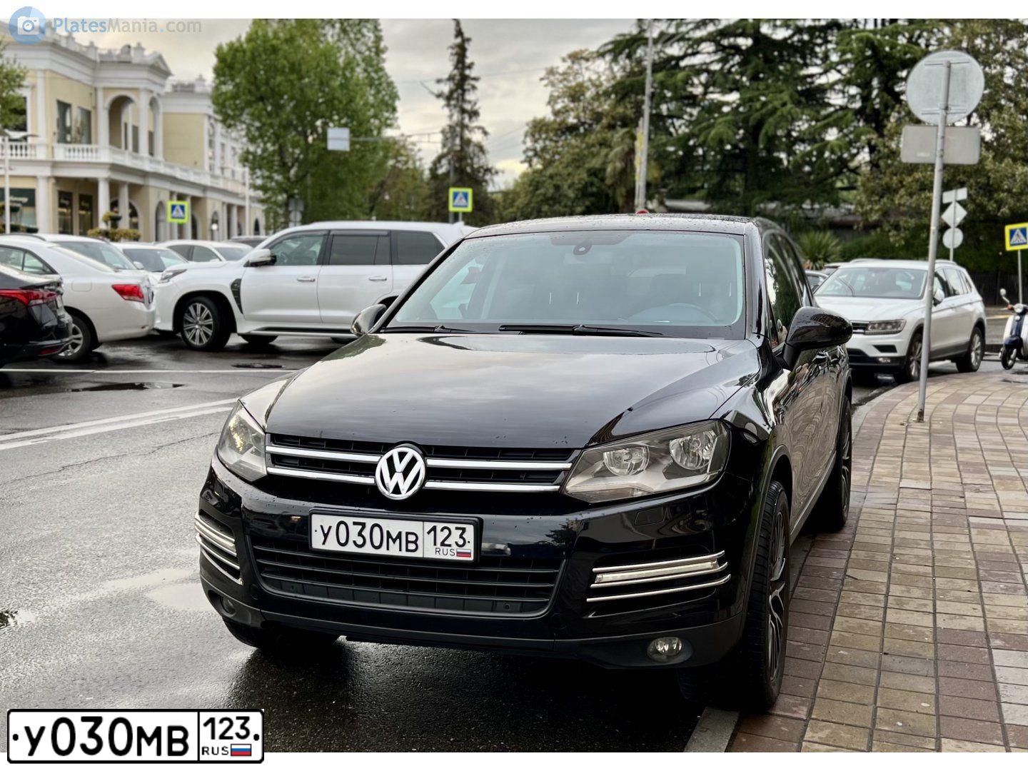 Фото автомобиля HONDA ACCORD, 2007 — госномер Е099ЕМ93. Цвет: ТЕМНО-СИНИЙ