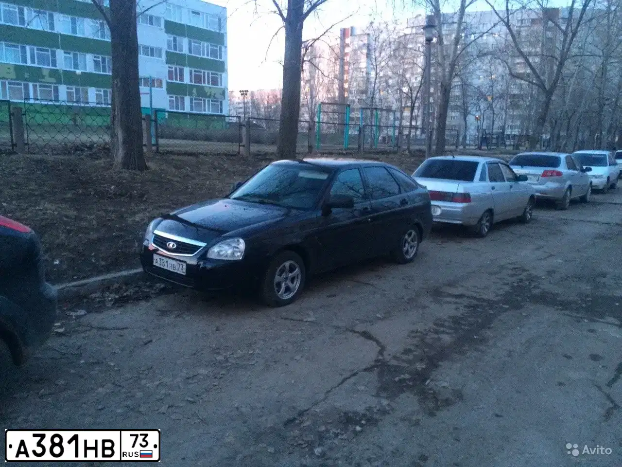 Фото автомобиля LADA 2172 PRIORA, 2012 — госномер А381НВ73. Цвет: Сине-Черный