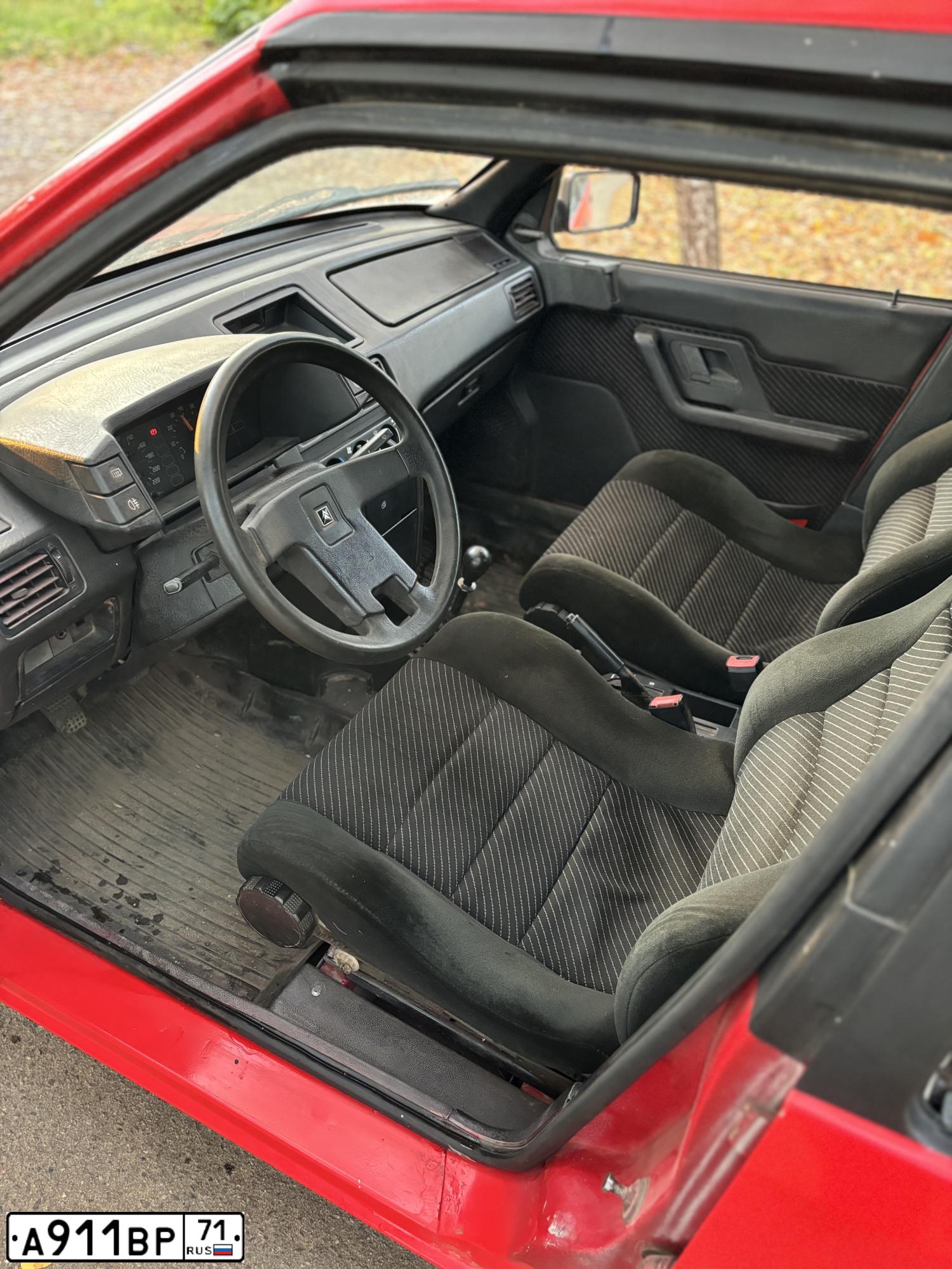 Фото автомобиля CITROEN BX, 1984 — госномер А911ВР71. Цвет: КРАСНЫЙ